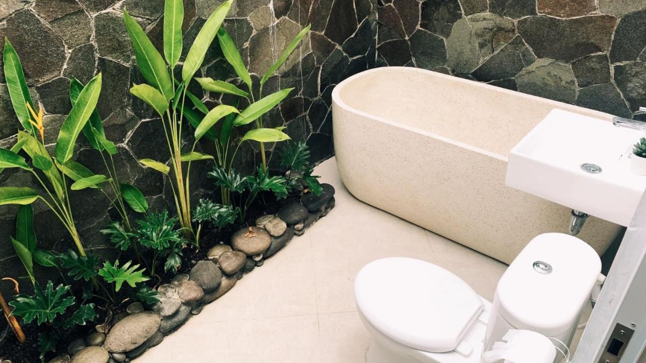 Villa Tjokro Yogyakarta Exterior photo